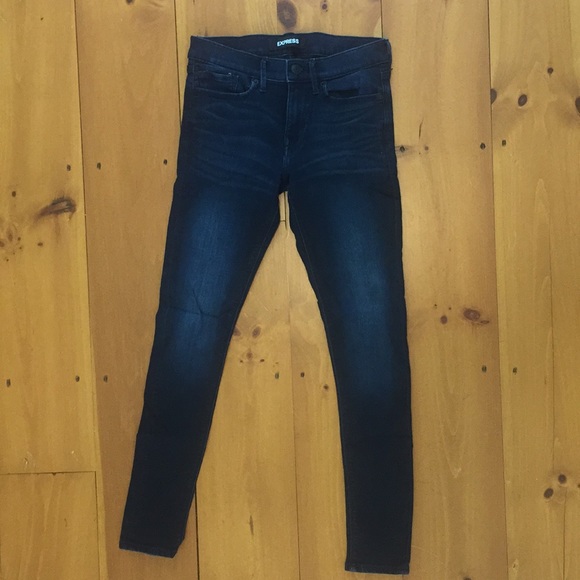 Express - Picture 3 of 4